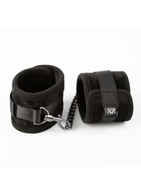 Frekke sexleketøy - SEI-MIO - Legs Locked Padded Ankle Restraints - bilde