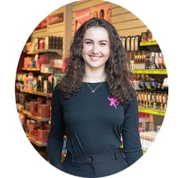 Rebekka-ny2023-sirkel.jpg