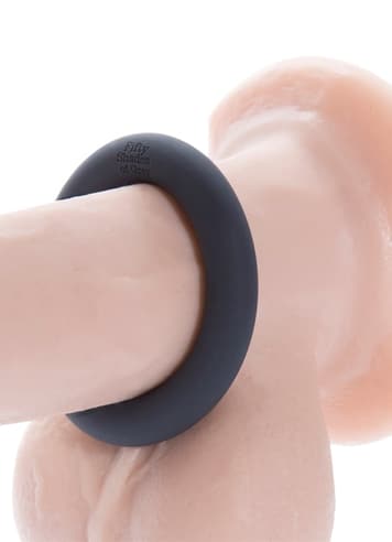 Sexleketøy for menn - Fifty Shades Perfect O ereksjonsring - bilde 5