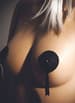 Frekke sexleketøy - Nipple covers Bijoux Indiscrets sort lær - bilde 2