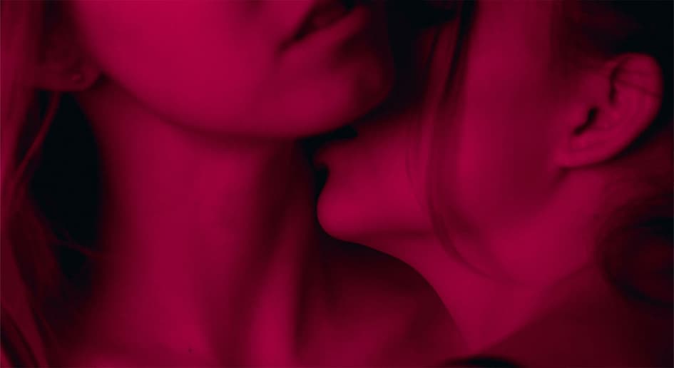 Artikkel--9-sextips-fra-Fifty-Shades-of-Grey-rodkyss.jpg